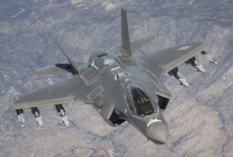 Usaf Begins Test Flights With F-35 And Auto Gcas Technology