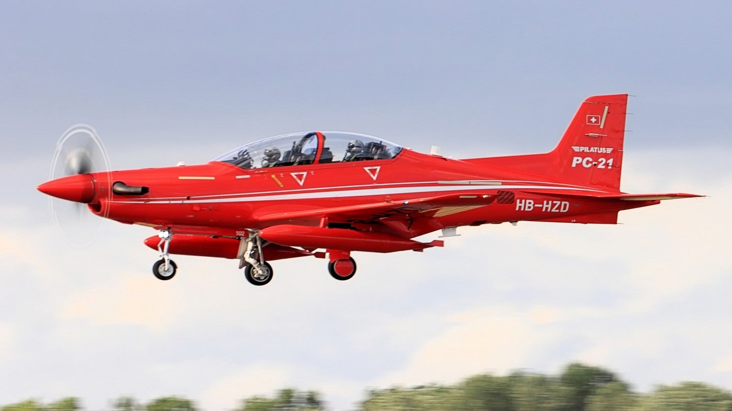 Pilatus to deliver PC-21 training aircraft to RCAF