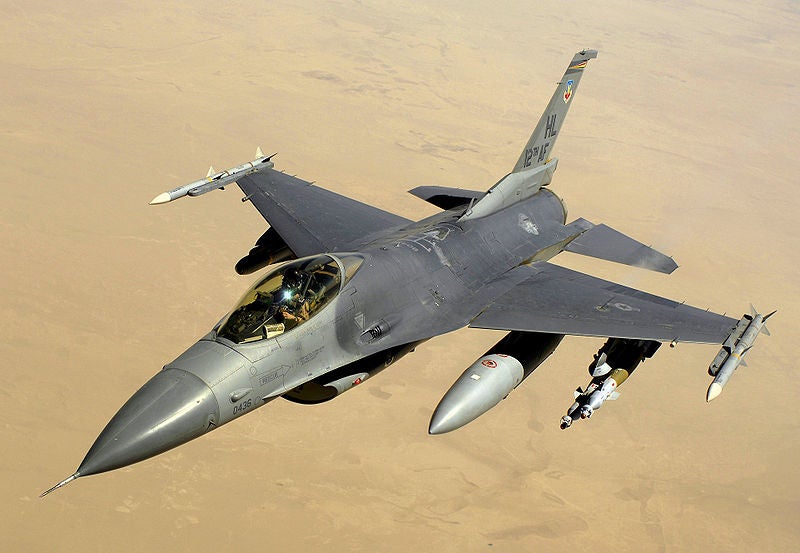 US Air Force Block 40 F-16 Fighting Falcon aircraft 
