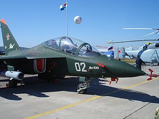Yakovlev_Yak-130_MAKS_2005